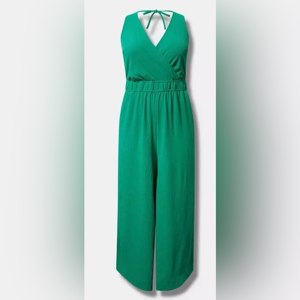 *NWT* Torrid Vacation Surplice Wide Leg Jumpsuit - Sold out online